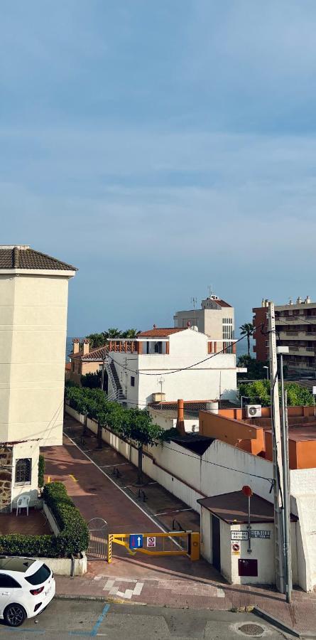 Apartamento En Salou A 20M Playa! Reformado Nuevo كامبريلس المظهر الخارجي الصورة